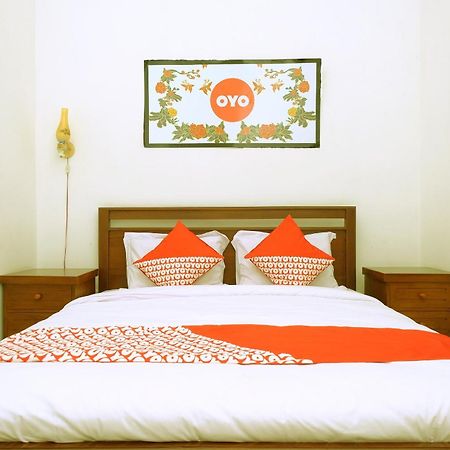 מאלאנג Oyo 350 D' Maktab Homestay Syariah מראה חיצוני תמונה