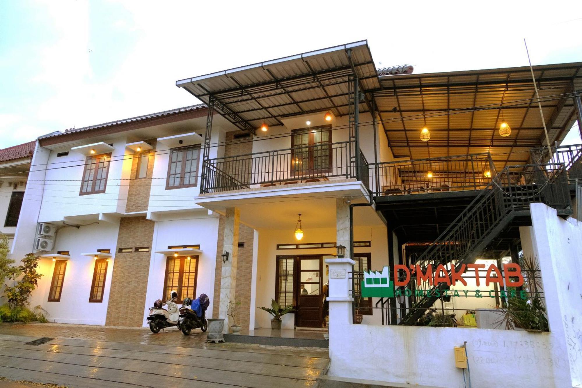מאלאנג Oyo 350 D' Maktab Homestay Syariah מראה חיצוני תמונה