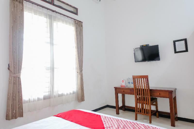 מאלאנג Oyo 350 D' Maktab Homestay Syariah מראה חיצוני תמונה