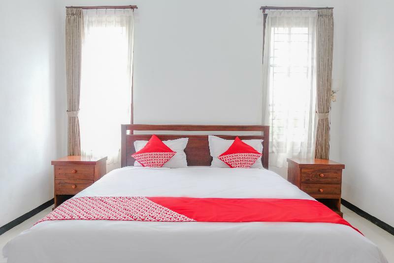 מאלאנג Oyo 350 D' Maktab Homestay Syariah מראה חיצוני תמונה