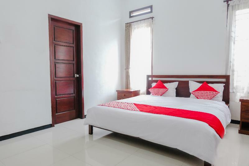 מאלאנג Oyo 350 D' Maktab Homestay Syariah מראה חיצוני תמונה