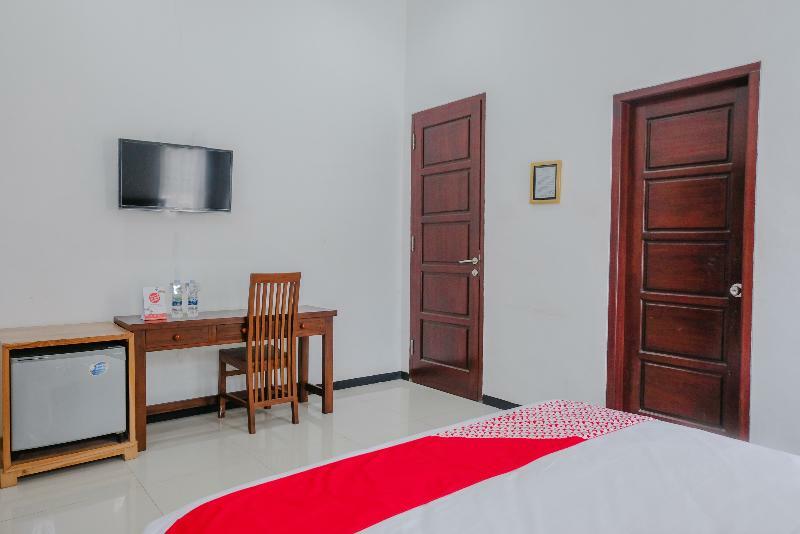 מאלאנג Oyo 350 D' Maktab Homestay Syariah מראה חיצוני תמונה