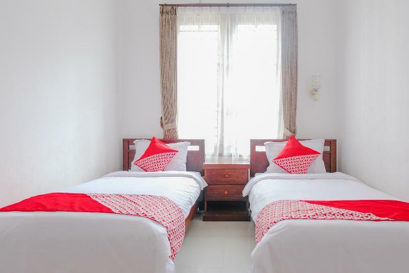 מאלאנג Oyo 350 D' Maktab Homestay Syariah מראה חיצוני תמונה
