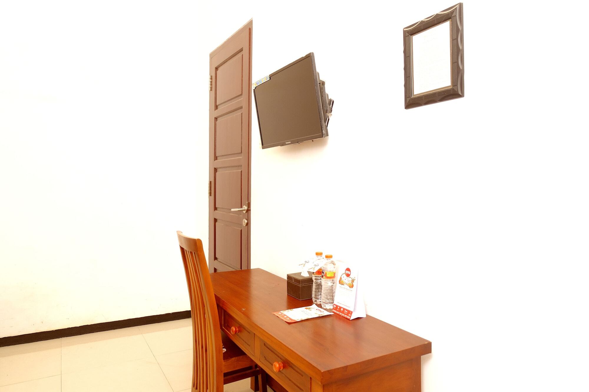 מאלאנג Oyo 350 D' Maktab Homestay Syariah מראה חיצוני תמונה